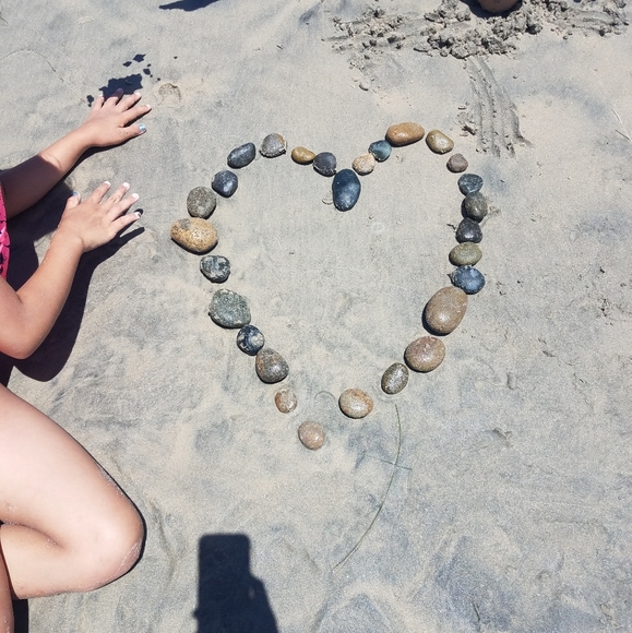 Meet your Posher, Nicolette - Picture 1 of 2